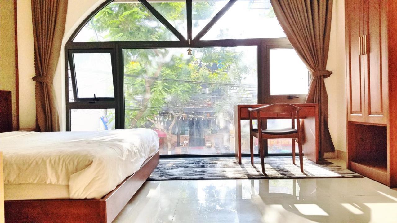 Aris Beach Apartment & Hotel Da Nang Buitenkant foto
