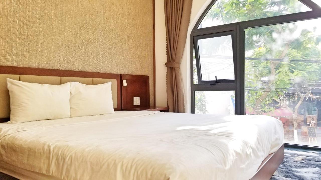 Aris Beach Apartment & Hotel Da Nang Buitenkant foto