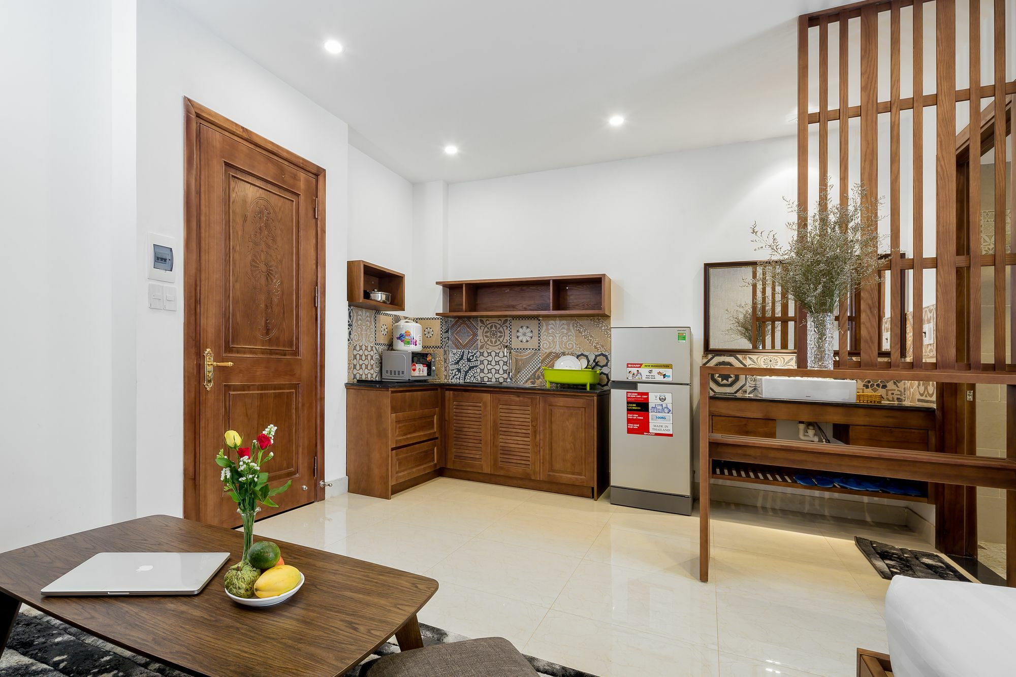 Aris Beach Apartment & Hotel Da Nang Buitenkant foto
